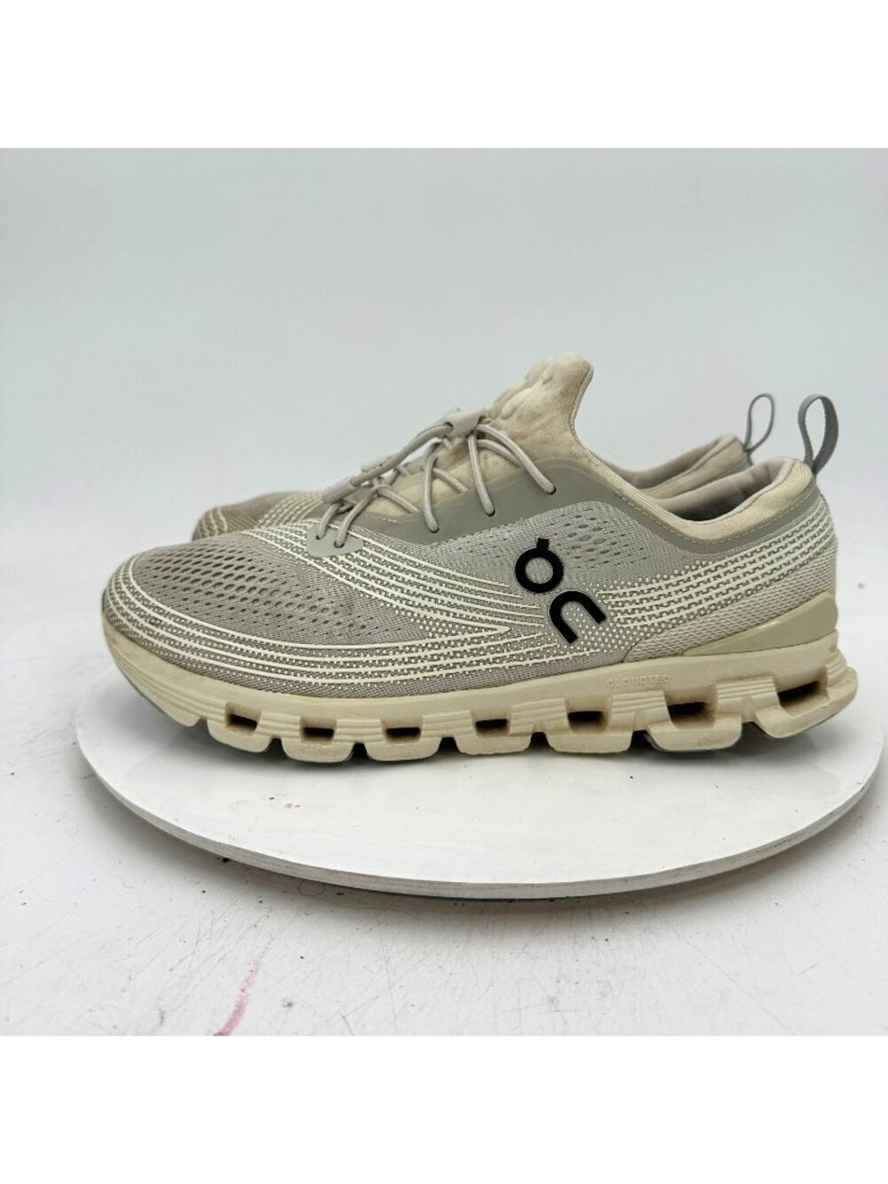 On Cloud X Z5 Women Size 10 3WE30282538 Ice Cram Ivory Shoes